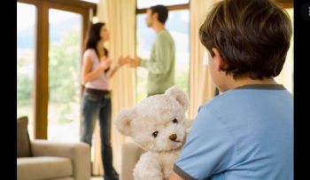 VIỆC TÒA LẤY Ý KIẾN CỦA CON KHI BỐ MẸ LY HÔN
